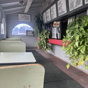 China Garden is in the old Taco Bell. The seats are lopsided and warped so I mainly get it to go.