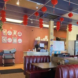 the interior of a chinese restaurant