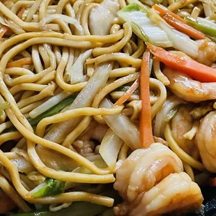 Shrimp lo mein