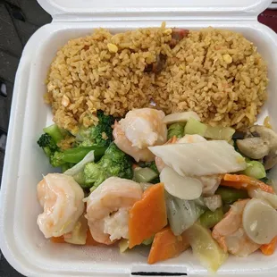 Shrimp with vegetable lunch