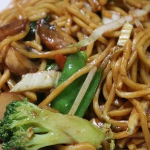 Vegetable Lo Mein