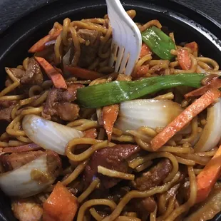 LM4. House Special Lo Mein