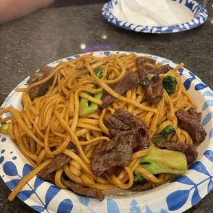 Beef Chow Mein with Broccoli