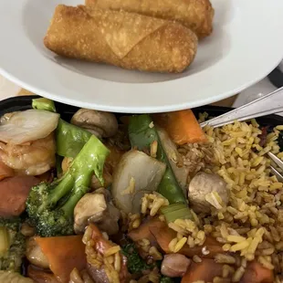 90. Shrimp with Mixed Vegetable 1 egg roll included with fried rice!