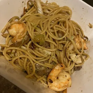 House Special Lo Mein, yummy.