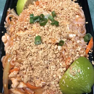 Chicken pad thai