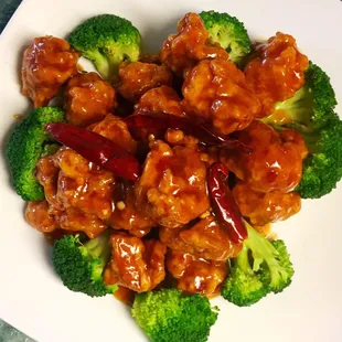 General Tso&apos;s  chicken