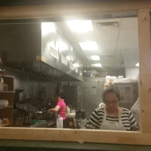 She&apos;s the best! Idk her name but I eat here all the time and she is amazing with the orders. Tip her and fam nicely they are good people.