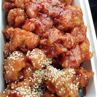 Sesame Chicken 4/5, General Tso&apos;s 3.5/5