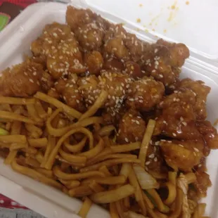 ramen and noodles, food