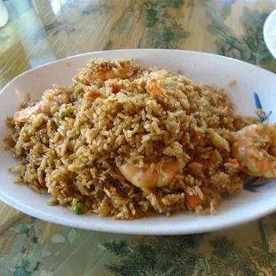 Fried rice with shrimp.