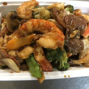 food, ramen and noodles