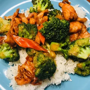 Sliced Chicken with Broccoli