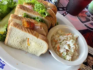 Square 109 Restaurant & Bar