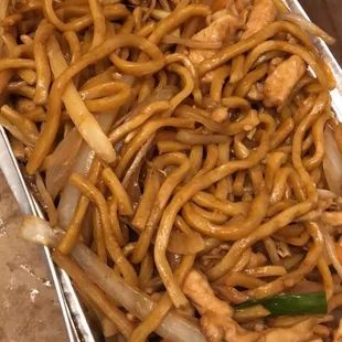 Chicken Lo Mein - no boc choi