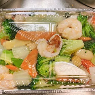 ramen and noodles, food