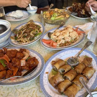 Egg rolls, Sweet &amp; Sour Pork, Walnut Prawns, Mongolian Beef, Roast Duck, Combo Chow Mein