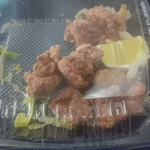 This is shameful, a few pieces of dry fried ribs in a huge container for $17, ripping off your customers is bad business