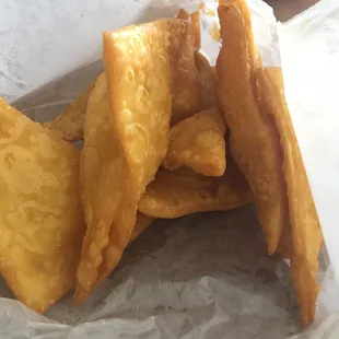 Fried Cheese Wonton (8)