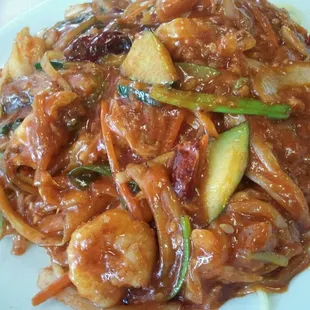 La Jo Myun (spicy seafood noodle)