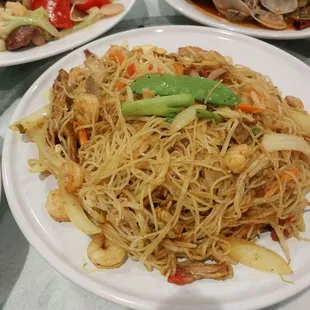 Singapore fried rice noodle