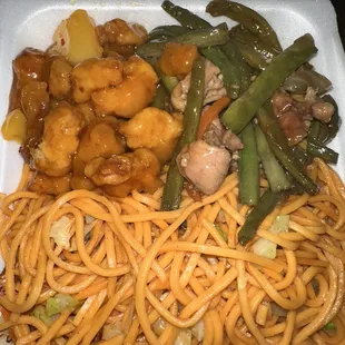 Orange Chow Mein Noodles