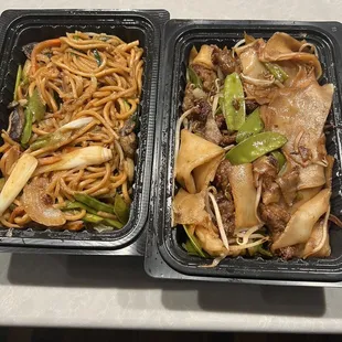 Chow Fun Flat Rice Noodles and Lo Mein Noodles