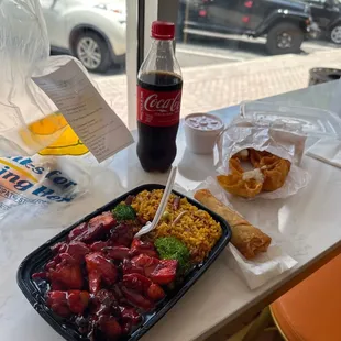 4. Teriyaki Chicken Combination  FRIED CREAM CHEESE WONTONS 1. Egg Roll Soda