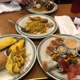 Lunch time. Still ok for $20 for 2 people.