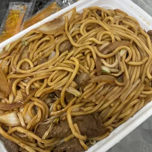 Beef Lo Mein
