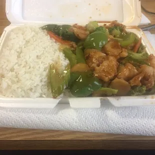 Szechuan chicken  lunch combo with drink $5.