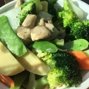 Steamed veggies, no sauce.