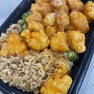 General tso chicken with chicken fried rice