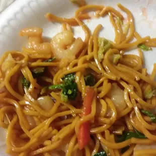 Supposed to be shrimp lo mein!
