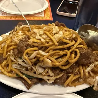 303. Beef Chow Mein