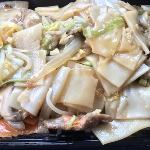 Beef chow ho fun