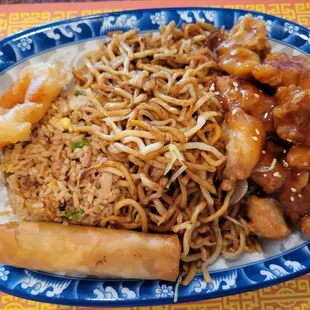 Orange chicken combo plate