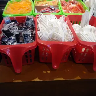Sauce bar