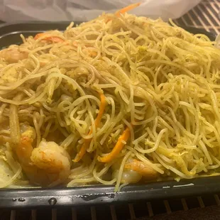 Singapore noodles with shrimp