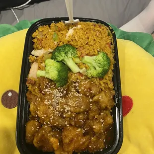 Sesame Chicken Combo Plate