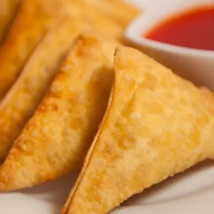 Fried crab Rangoon