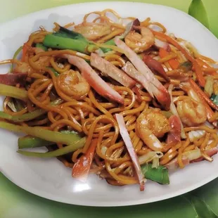 house special lo mein