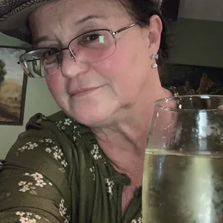 Lisa F.