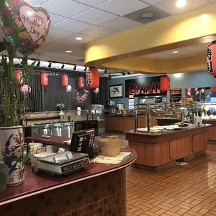 sushi and sashimi, interior