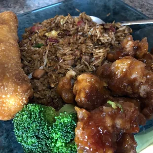 Bbq pork fried rice, sesame chicken, &amp; egg roll.