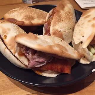 "Peking Duck" with Kumquat Glaze, Traditional Condiments in 5 Sesame Pockets