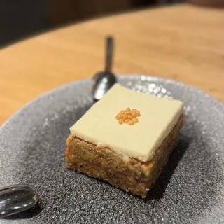 Cindy's Pineapple Walnut Spice Carrot Cake (vt)