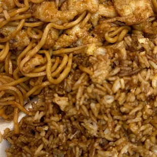 Chicken lomein dinner combination special with rice. no veggies