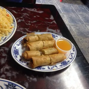 Egg rolls
