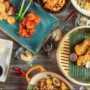 chicken wings and fried chicken, food